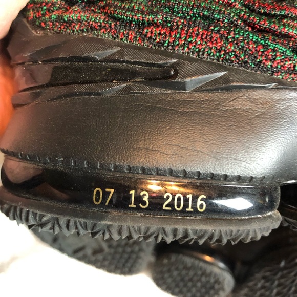 Nike Lebron XV 15 BHM Youth - Picture 7 of 8